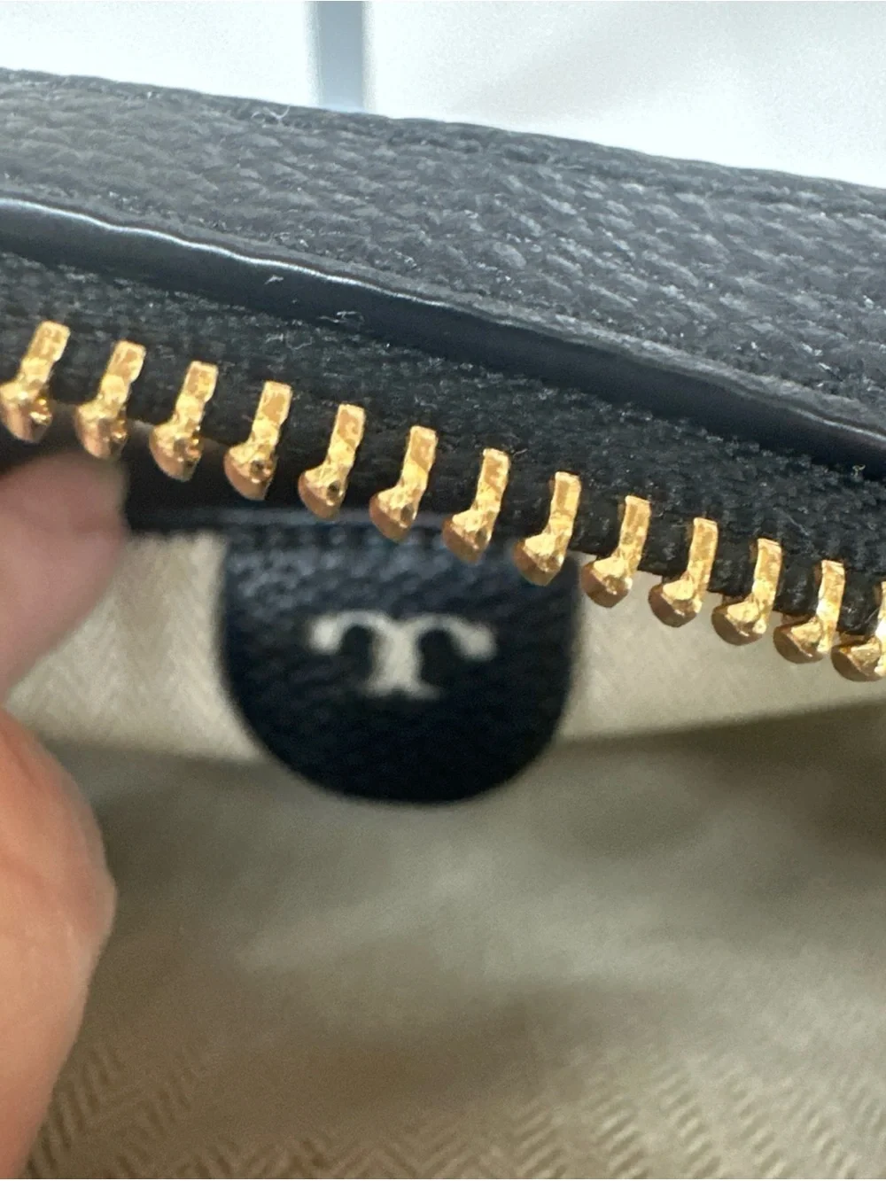 Tory Burch McGraw Crossbody tassle bag black pebbled leather Double T logo.